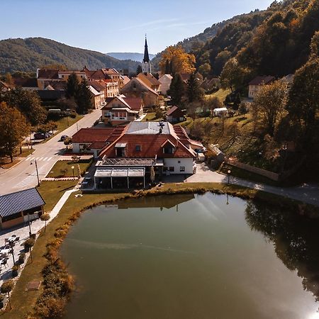 Kozjanski Dvor Podčetrtek Dış mekan fotoğraf